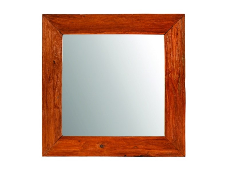 Καθρέπτης κρεμαστός από μασίφ ξύλο Teak. Ο καθρέφτης βρίσκεται σε τετράγωνο ξύλινο πλαίσιο. Μπορεί να συνδυαστεί με κλασικά αλλά και με μοντέρνα στιλ. Διάσταση: 70X70H