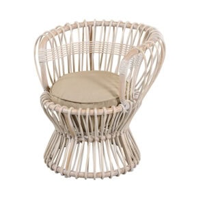 Πολυθρόνα στρογγυλή RIVA AC από φυσικό Rattan σε white wash απόχρωση. Διατίθεται χωρίς μαξιλάρι. Διάσταση: 75Χ75Χ76H